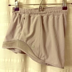 Lululemon shorty Hot Short